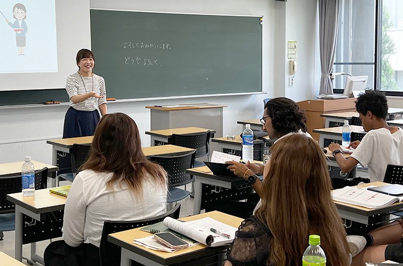 Deep Culture Difference – Understanding Japan Through Cross-Cultural Comparison: Keio University Japan