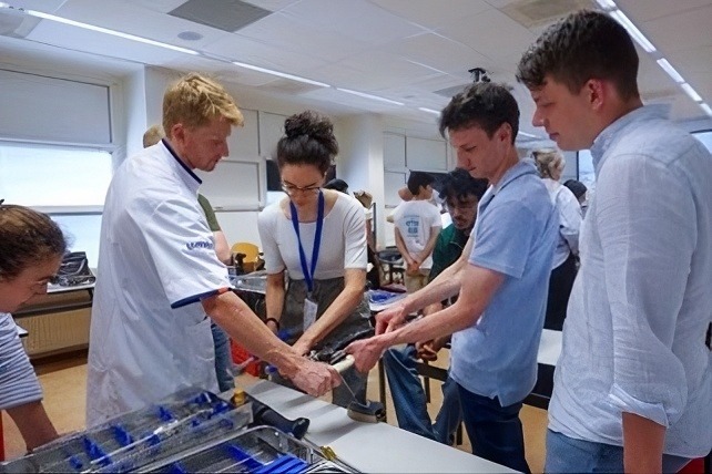Medicine: Orthopedics and Trauma Summer School: University of Groningen Netherlands