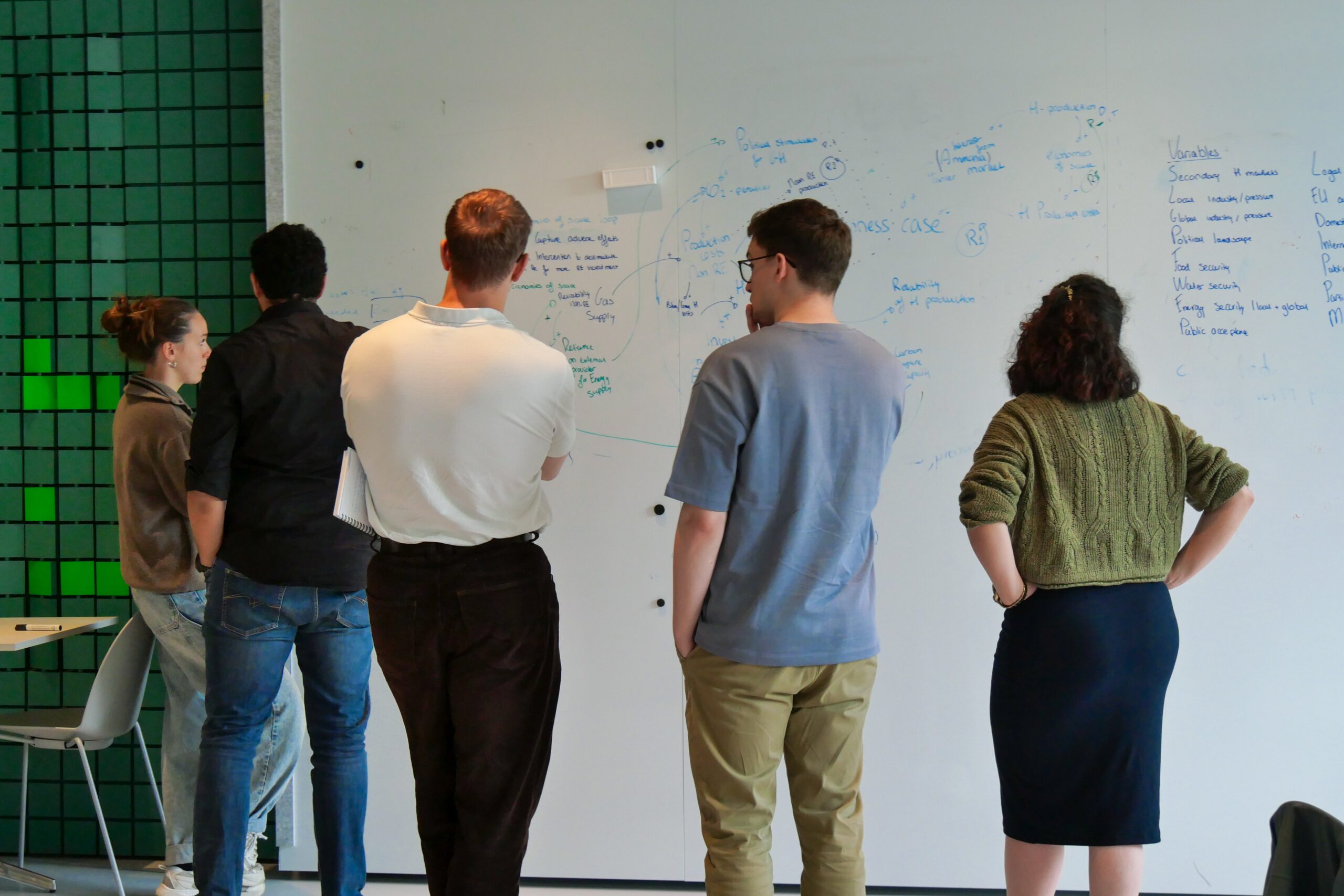 Energy Challenge – An Interdisciplinary Approach – Hydrogen Economy as Socio-technical Challenge (Energy): University of Groningen